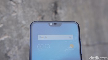 Kamera depan berukura 24 MP. Foto: Adi Fida Rahman/detikINET