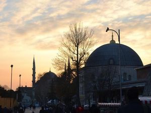 Menikmati Dinginnya Istanbul di Penghujung Desember