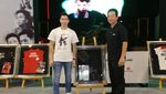 Jonatan, Kevin dkk Lelang Jersey-Raket untuk Korban Gempa Palu & Donggala