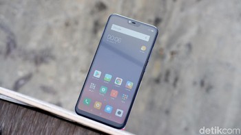 Mi 8 Lite hadir dengan layar 6,26 inch. Foto: Adi Fida Rahman/detikINET