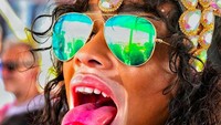 Percaya diri yang tinggi membuat Winnie sukses jadi model. Karirnya bermula sejak ikut ajang America’s Next Top Model. Foto: Instagram winnieharlow
