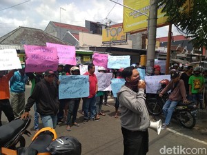 Ojol dan Opang Tulungagung Bersatu Tuntut Maaf Prabowo