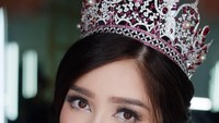 Dara bernama lengkap Sonia Fergina Citra ini terpilih sebagai Puteri Indonesia 2018. Selain pintar, Sonia juga berparas cantik dan bertubuh langsing. Foto: instagram @soniafergina