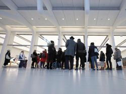 Pemandangan Black Friday di Apple Store New York