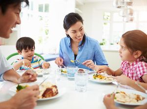 Cara Makan Sahur agar Tidak Cepat Haus Saat Puasa Seharian