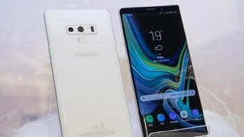Selain putih, ada warna ungu, biru, silver, hitam dan tembaga.  Foto: Sina Mobile