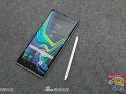 Lebih Dekat dengan Galaxy Note 9 Berkelir Putih