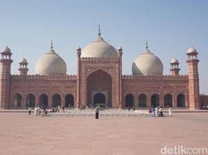 Melihat Masjid di Pakistan yang Pernah Dikunjungi Sukarno