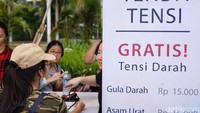 Selain itu, Peringatan Hari AIDS ini juga menyediakan periksa kesehatan seperti, darah rendah, dan asam urat dan tentunya cek untuk HIV. (Ayunda/detikHealth) 