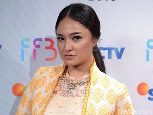 Pernah Ribut Besar, Kini Hubungan Marshanda Semakin Baik dengan Ibu