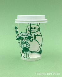 Keren! Ilustrator Ini Bikin Adegan 'My Neighbor Totoro' di Cup Starbucks!