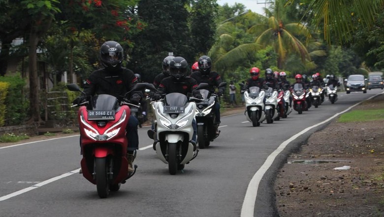 Honda PCX Foto: Dok. AHM Honda PCX Foto: Dok. AHM