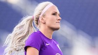 Klub terakhir yang dibela Kaylyn Kyle adalah Orlando Pride. Kaylyn menyatakan pensiun di tahun 2017 kemarin (Instagram/kaylynkyle)