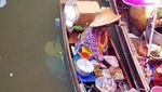 Serunya Makan Sambil Belanja di Dannoen Saduak Floating Market