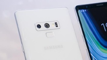 Galaxy Note 9 First Snow White baru di luncurkan di pasar Taiwan. Foto: Sina Mobile