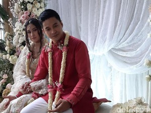 Adly Fairuz Resmi Lamar Sang Kekasih