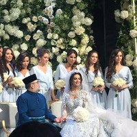 Situs berita New Straits Times Online yang pertamakali menyampaikan kabar pernikahan Raja Malaysia Yang di-Pertuan Agong Sultan Muhammad V. Pria yang juga bergelar sebagai Sultan Kelantan itu dilaporkan sudah menikah dengan ratu kecantikan Rusia, Oksana Voevodina. Ini adalah pernikahan keduanya, setelah dia bercerai pada 2008. Foto: Dok. Facebook/Islamnews