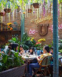 Di Kafe Instagramable Ini Bisa Makan Enak Sambil Hirup Udara