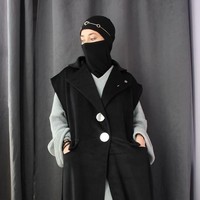 Cadar atau niqab belum mainstream dipakai wanita Eropa. Tak heran, jika produk cadar buatan Rusia ini mencuri perhatian. Foto: Instagram/by_a.zar