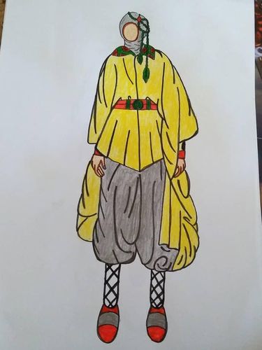 Sketsa busana buatan Rahmat Hidayat.