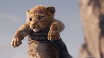 Kalau ini Simba kecil dalam versi live-action. Bikin gemas ya. (Foto: Boredpanda)