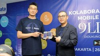 Hadir dalam acara itu President Director Aswata Chtistian W. Wanandi, President Director 9Lives Mr Key Won Kim dan Direktur Senior Operational Hwaseung Indonesia Gregorius Djap usai meluncurkan Mobile Apps, di Jakarta, Senin (26/11). Foto: dok. Aswata