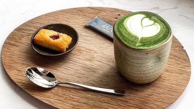 Sore Ini Hangatkan Badan dengan Nyeruput Matcha Latte yang Harum