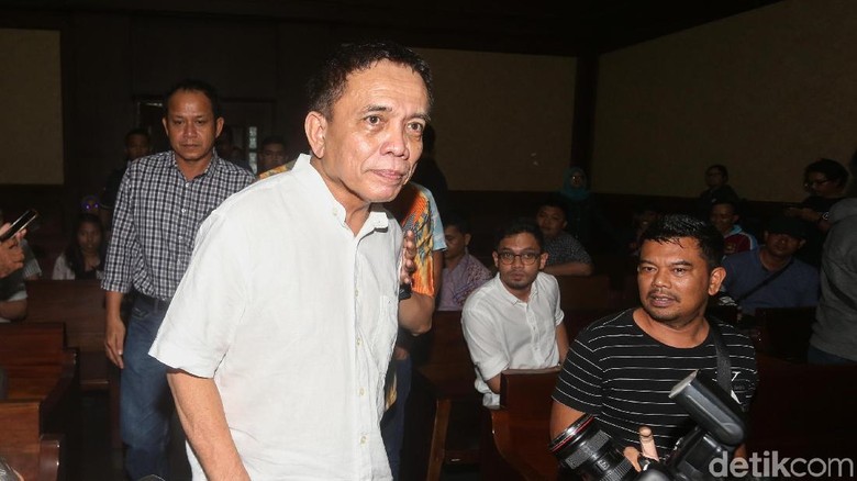 Irwandi Yusuf Klaim Bikin Aceh Marathon karena Keluhan Jokowi Irwandi Yusuf Klaim Bikin Aceh Marathon karena Keluhan Jokowi