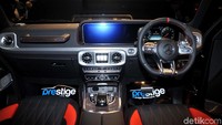 Edition One dijual dengan harga Rp 7,2 miliar off the road sedangkan varian standar berada pada harga Rp 6,7 miliar. Untuk penambahan lapisan carbon fiber ditambahkan biaya Rp 100 juta.