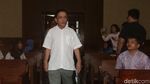 Ekspresi Irwandi Yusuf Saat Sidang Dakwaan