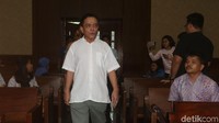 Irwandi Yusuf tiba di Pengadilan Tipikor, Jakarta.