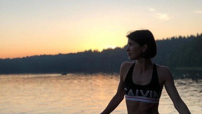 Foto: Liburannya Oksana Voevodina, Stuntgirl Cantik Rusia