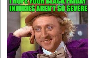 Black Friday identik dengan momen belanja yang cukup menuntut fisik karena terkadang sampai sikut-sikutan. Tak sampai cedera kan untuk belanja lagi di Cyber Monday? (Foto: Internet/Twitter)