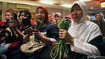 Potret Emak-emak Bawa Sayur Deklarasi Dukung Jokowi