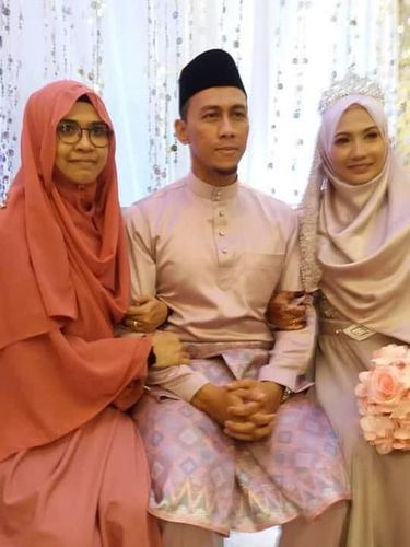 Nikahi Wanita Lain di Depan Istri Pertama, Pria Ini Tuai Kontroversi