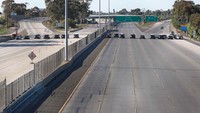 Perbatasan di San Ysidro menghubungkan antara San Diego di AS dengan Tijuana di Meksiko  (Foto: Dok. REUTERS/Mike Blake)