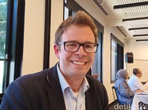 Cerita WN Australia Tertarik Bahasa Gaul Indonesia-Musik Sumatera
