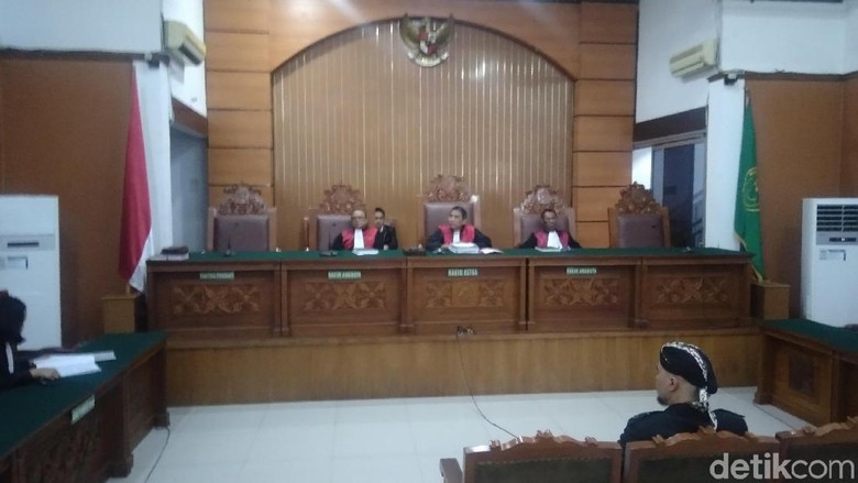 Kasus Ujaran Kebencian, Ahmad Dhani Dituntut 2 Tahun Bui Kasus Ujaran Kebencian, Ahmad Dhani Dituntut 2 Tahun Bui