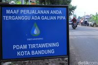 Pipa PDAM Tirtawening Pecah, 3 Rumah di Banjaran Rusak