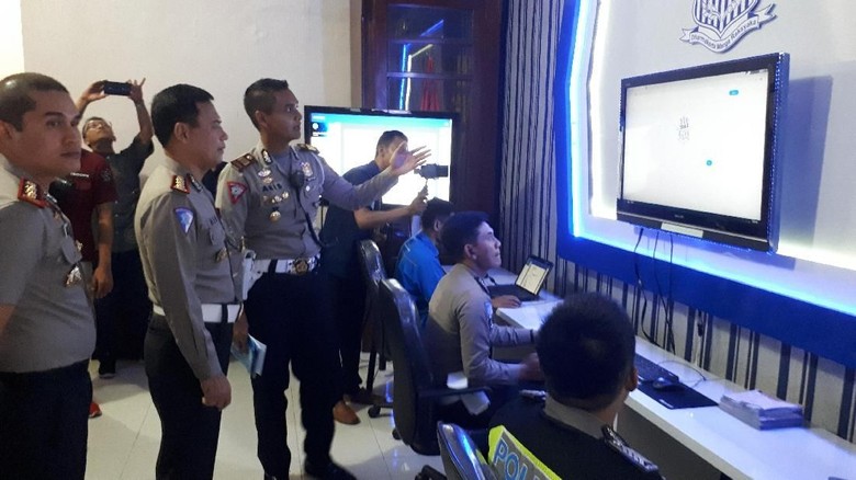 Awas, Kelakuan Pelanggar Lalin di Bojonegoro Kini Terekam Aplikasi Awas, Kelakuan Pelanggar Lalin di Bojonegoro Kini Terekam Aplikasi