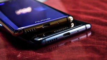 Baterai berkapasitas 3.800 mAh. Foto: Sina Mobile