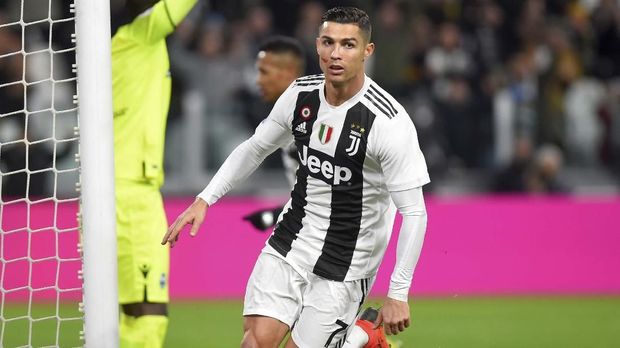 Cristiano Ronaldo dikabarkan sempat merayu Marcelo ke Juventus.