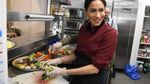 Ini Keseruan Meghan Markle Saat Masak Bersama Komunitas Muslim di London