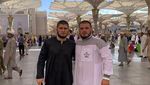 Foto: Saat Khabib Nurmagomedov Menyentuh Kabah