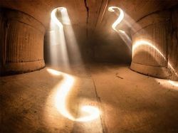 Apartemen? Bukan, Ini Foto Bagian Dalam Alat Musik