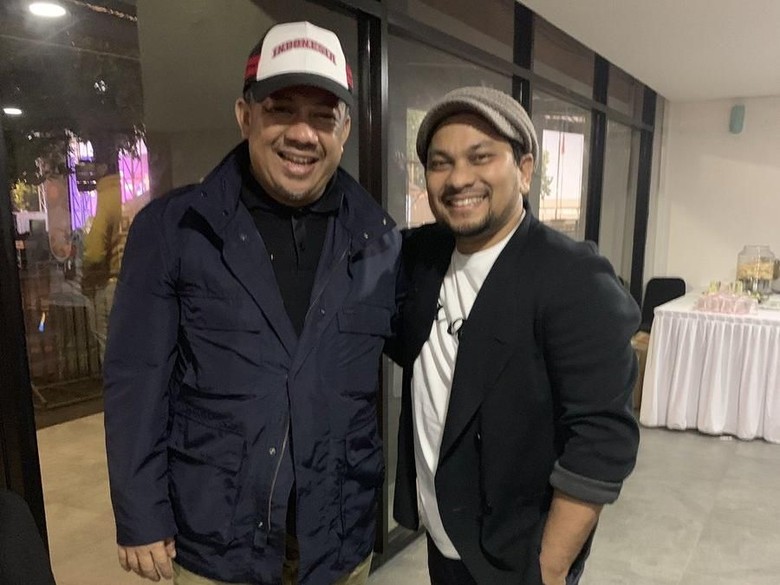 Melihat Lagi Tweet War Tompi vs Fahri soal Ratna Sarumpaet yang Berujung Maaf Melihat Lagi Tweet War Tompi vs Fahri soal Ratna Sarumpaet yang Berujung Maaf