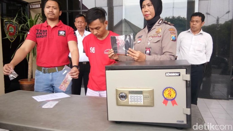 Setelah Resign, Pegawai Ini Bobol Brankas Bekas Tempat Kerjanya Setelah Resign, Pegawai Ini Bobol Brankas Bekas Tempat Kerjanya