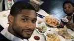 Serunya Usher Saat Makan Malam Bersama Teman hingga Sarapan Sereal