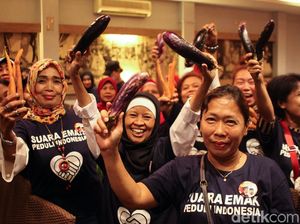 Potret Emak-emak Bawa Sayur Deklarasi Dukung Jokowi