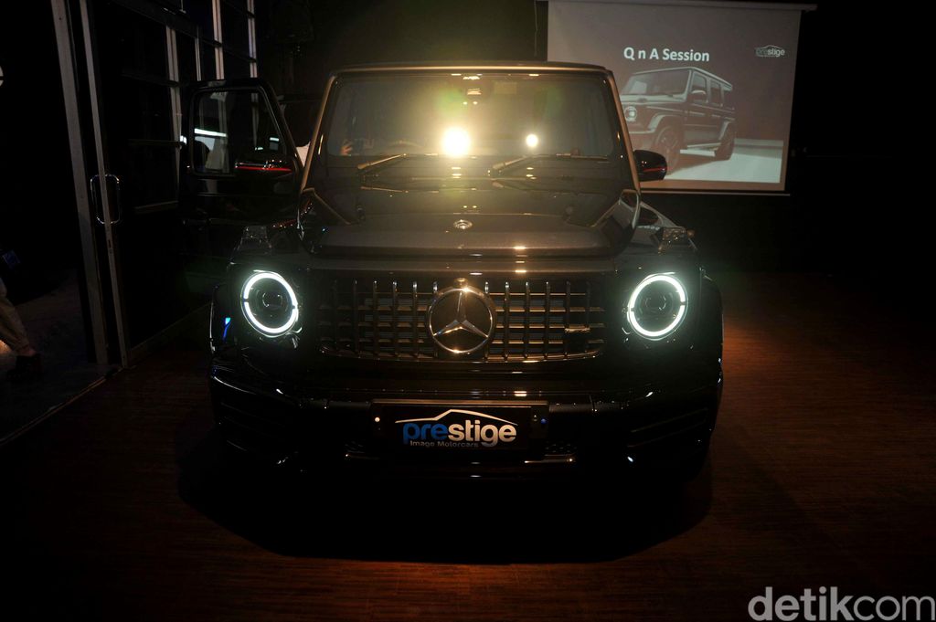 Mercedes-AMG G 63 Edition 1 didatangkan ke Indonesia langsung dari Inggris. Seperti apa penampakan mobil mewah ini?